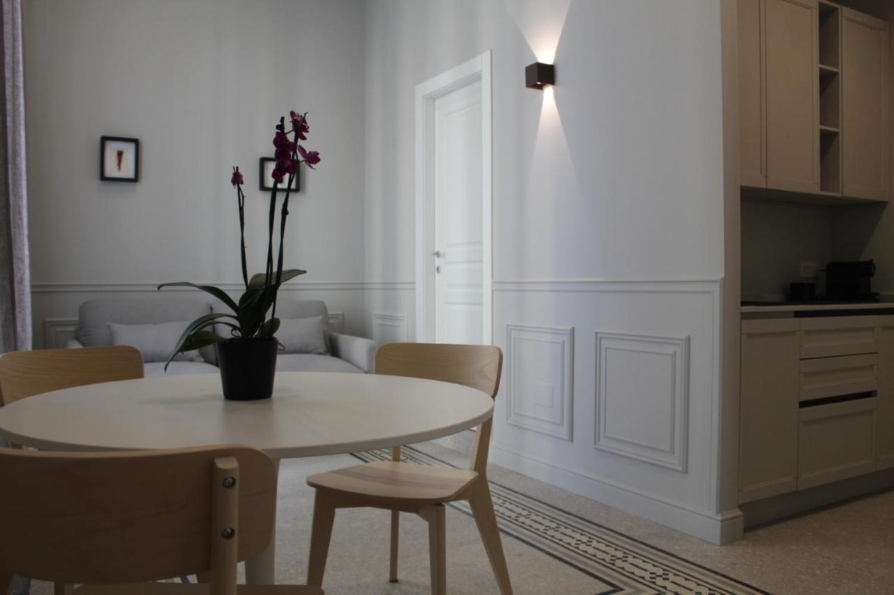 Maccus Suite Napels Buitenkant foto